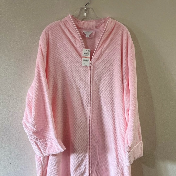 NWT Soft Plush Full Length Robe - Picture 3 of 5
